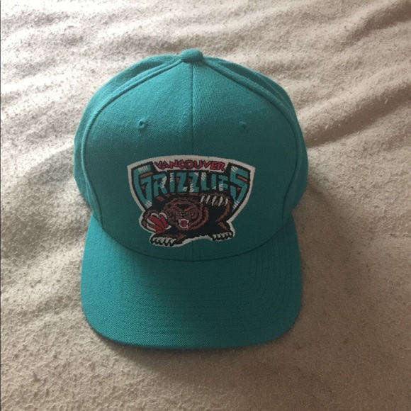 Vancouver Grizzlies Mitchell & Ness NBA snapback - Picture 1 of 3